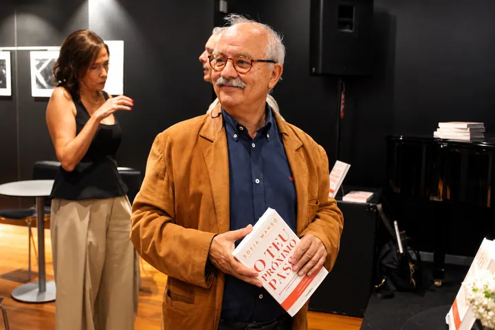 Fotografia da apresentação do livro O Teu Próximo Passo no Porto