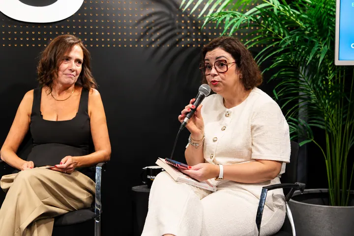 Fotografia da apresentação do livro O Teu Próximo Passo no Porto